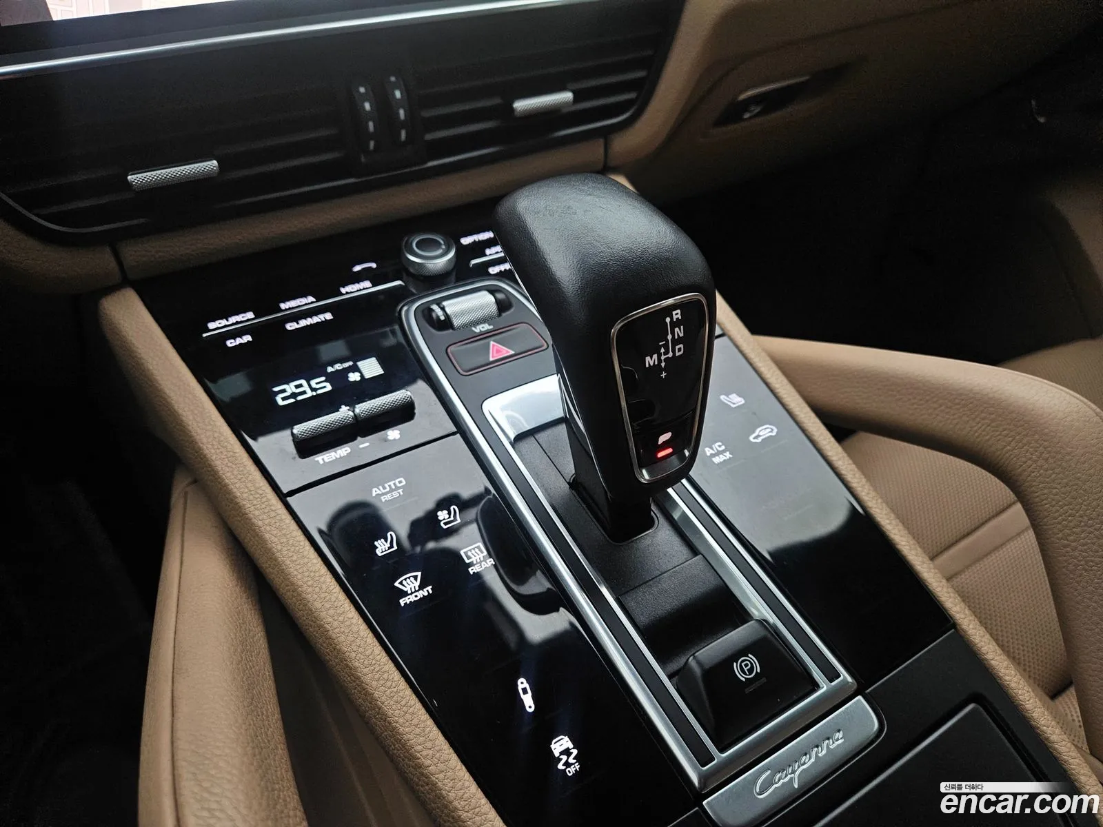 Porsche Cayenne 2023 — 12