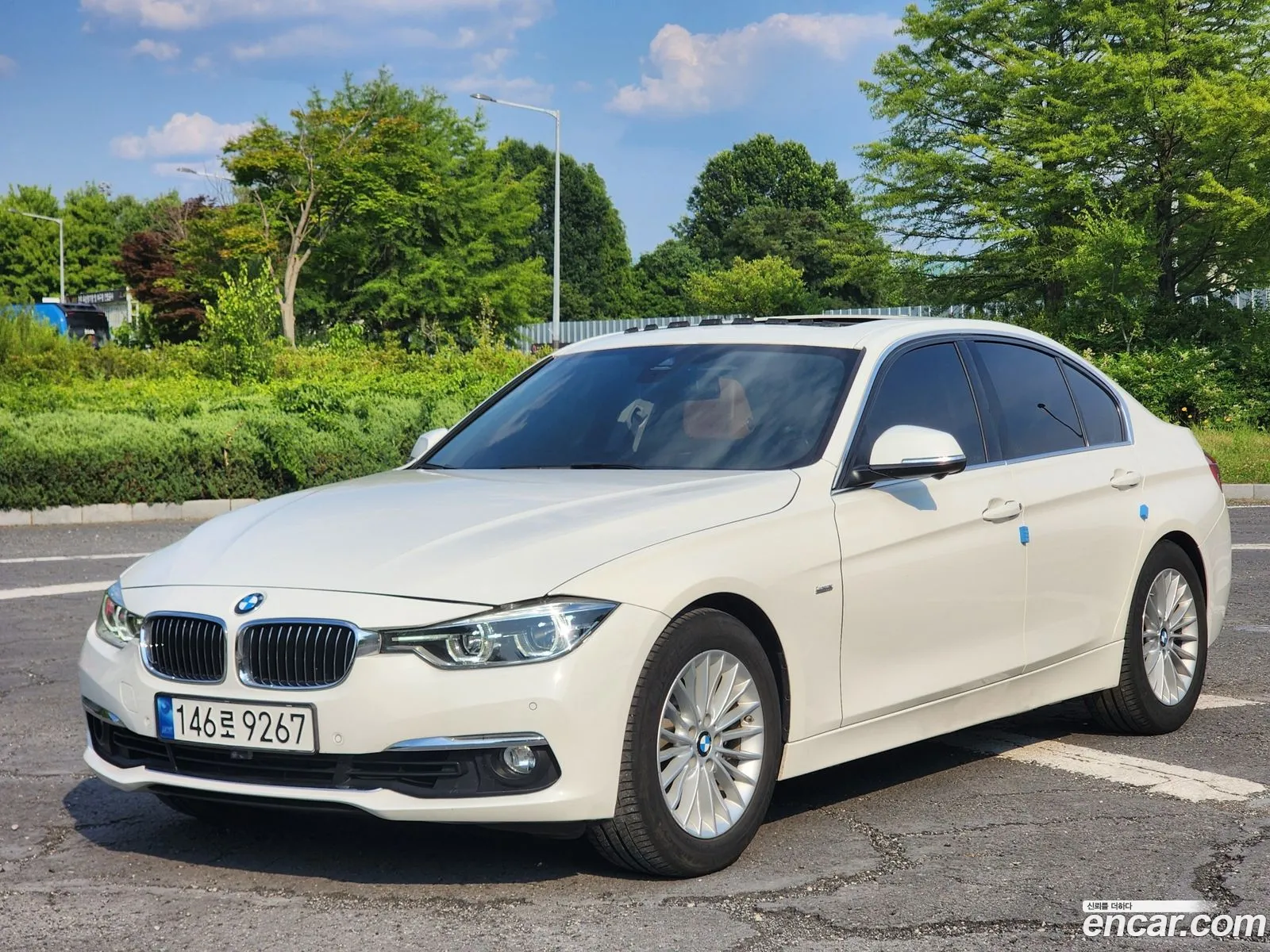BMW 3 Series 2017 — 2