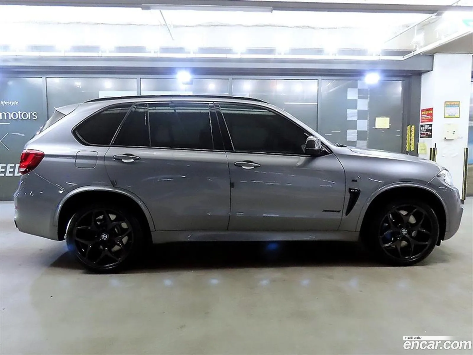 BMW X5 2017 — 19