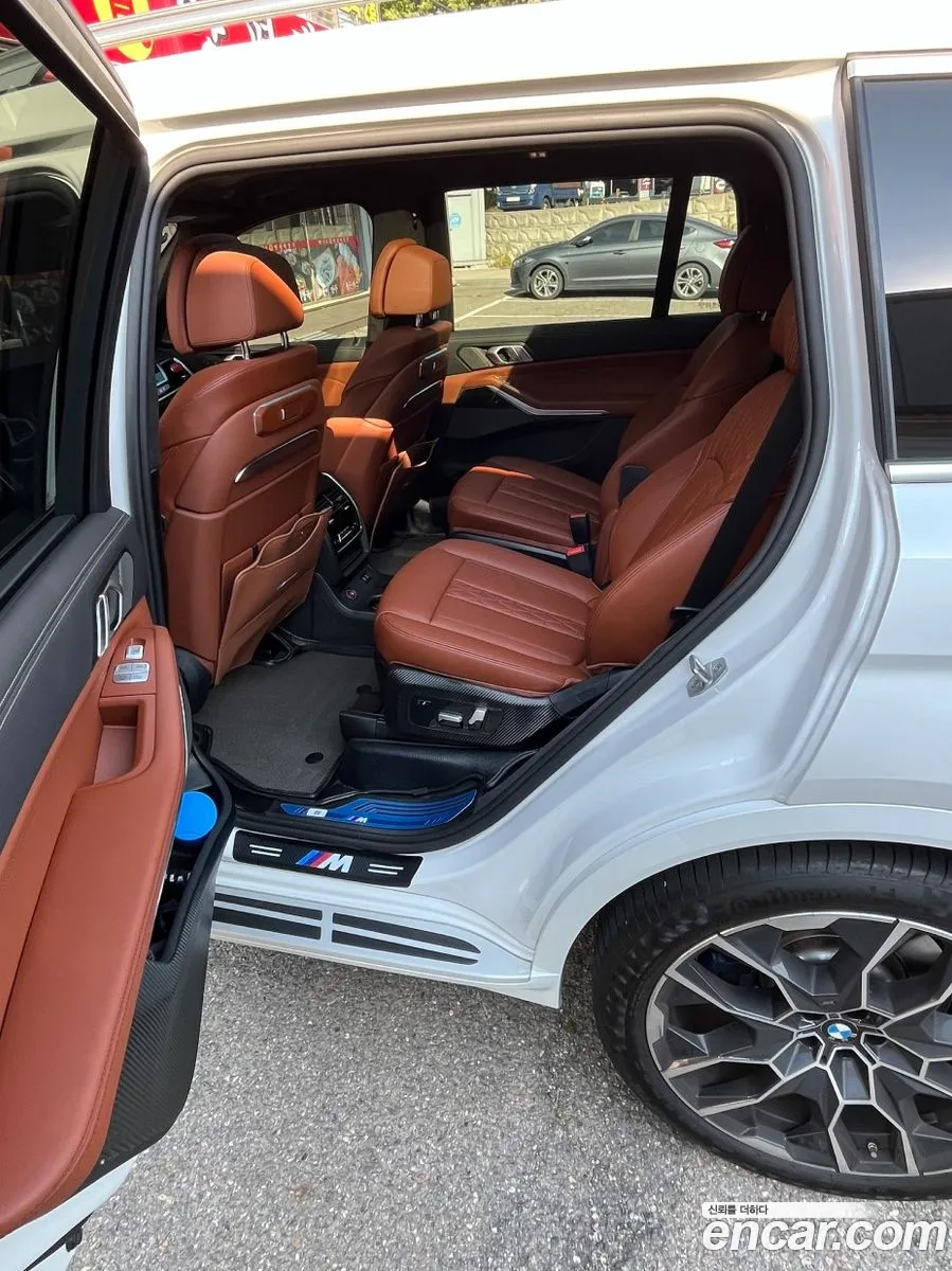 BMW X7 2025 — 18