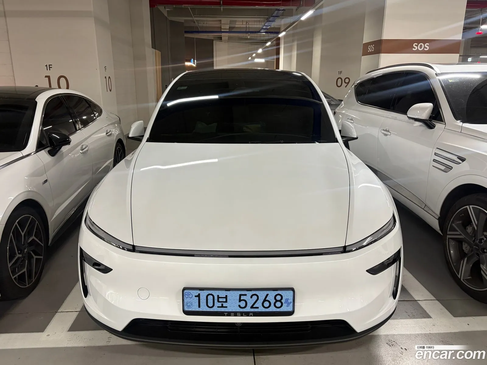 Tesla Model Y 2026 — 9