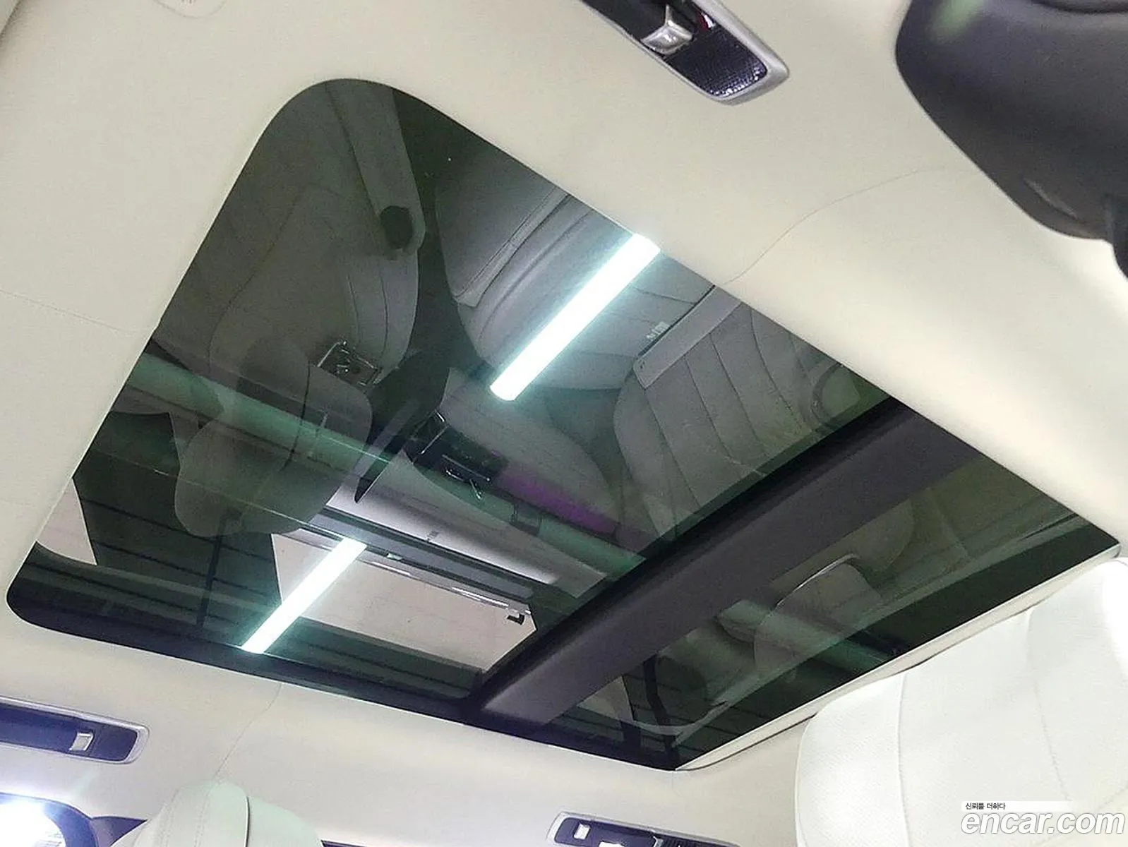 Land Rover Range Rover 2024 — 14