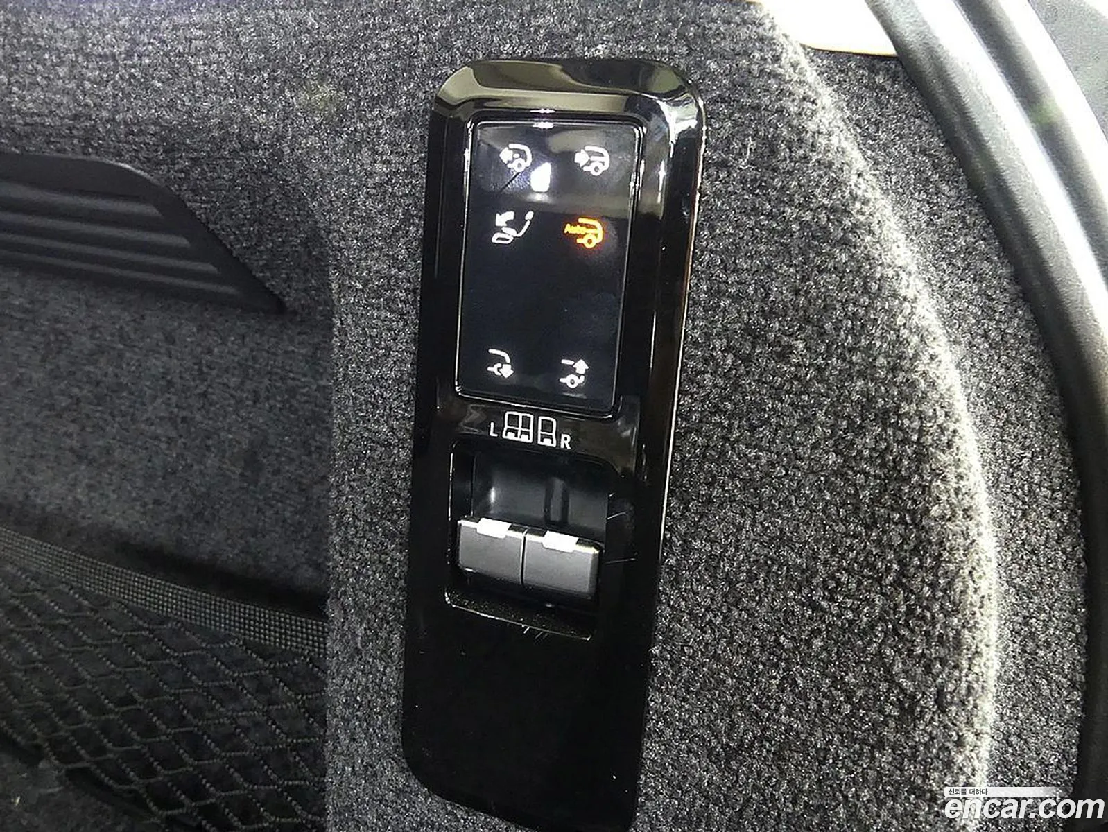Land Rover Range Rover 2024 — 10
