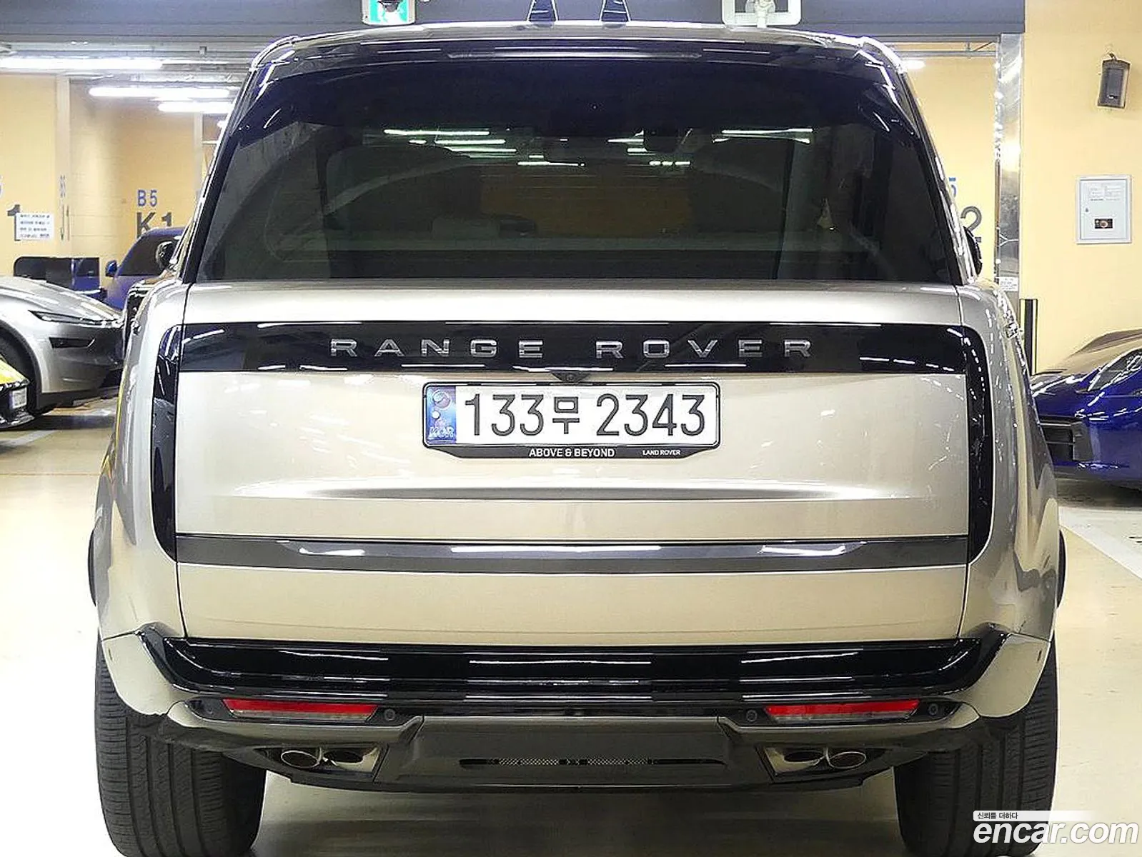 Land Rover Range Rover 2024 — 16