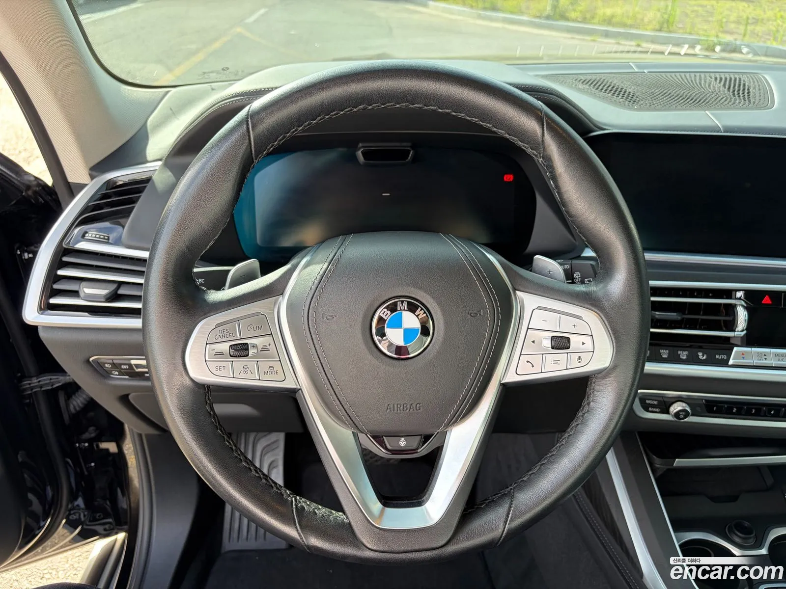 BMW X7 2021 — 19