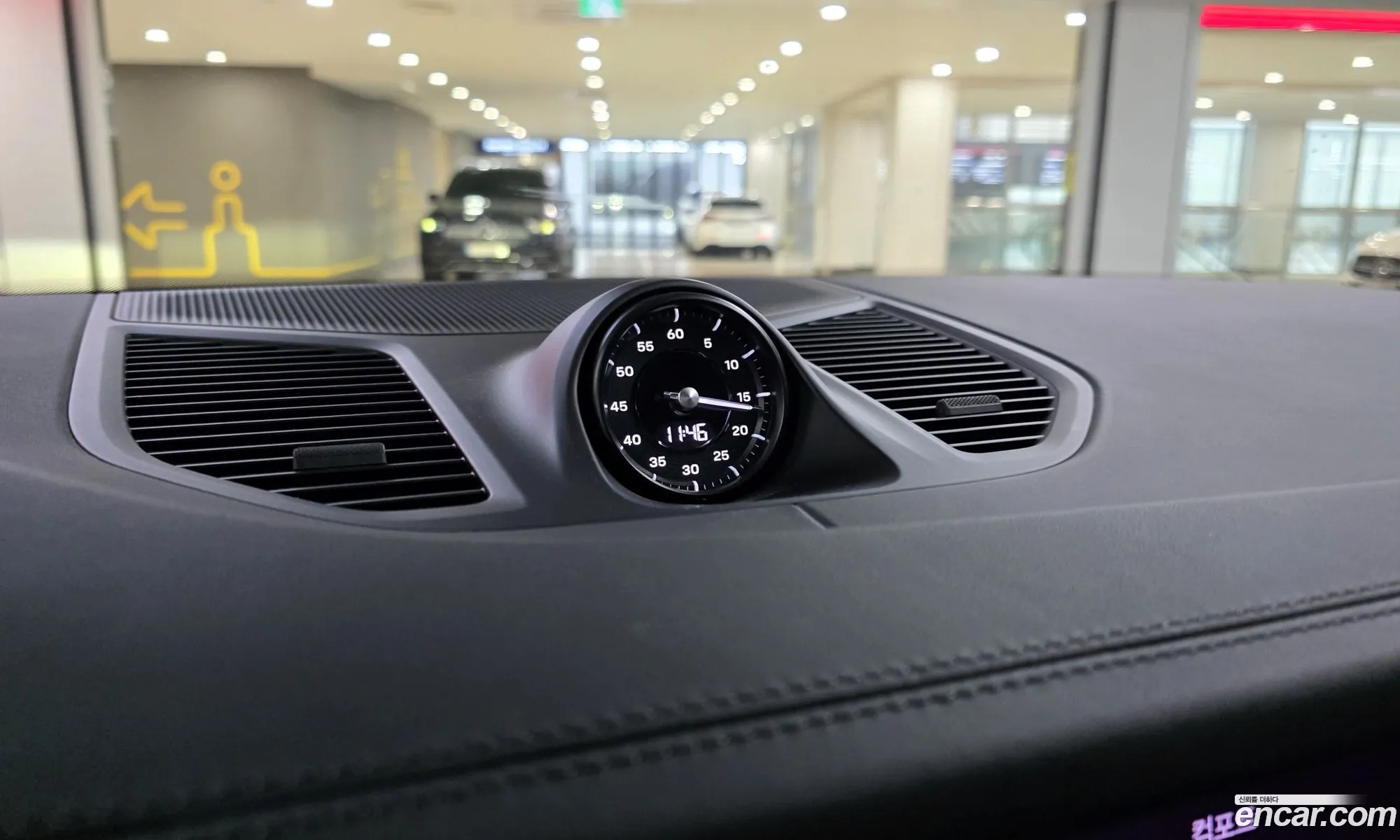 Porsche Cayenne 2023 — 10