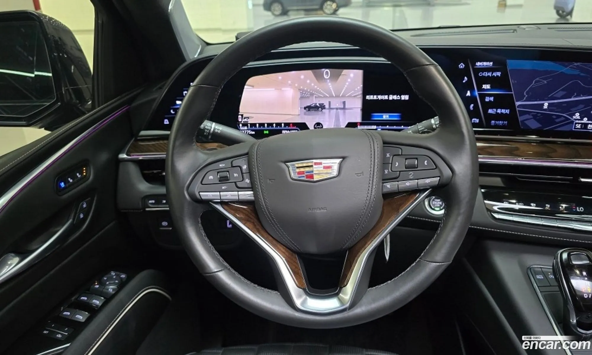 Cadillac Escalade 2023 — 20