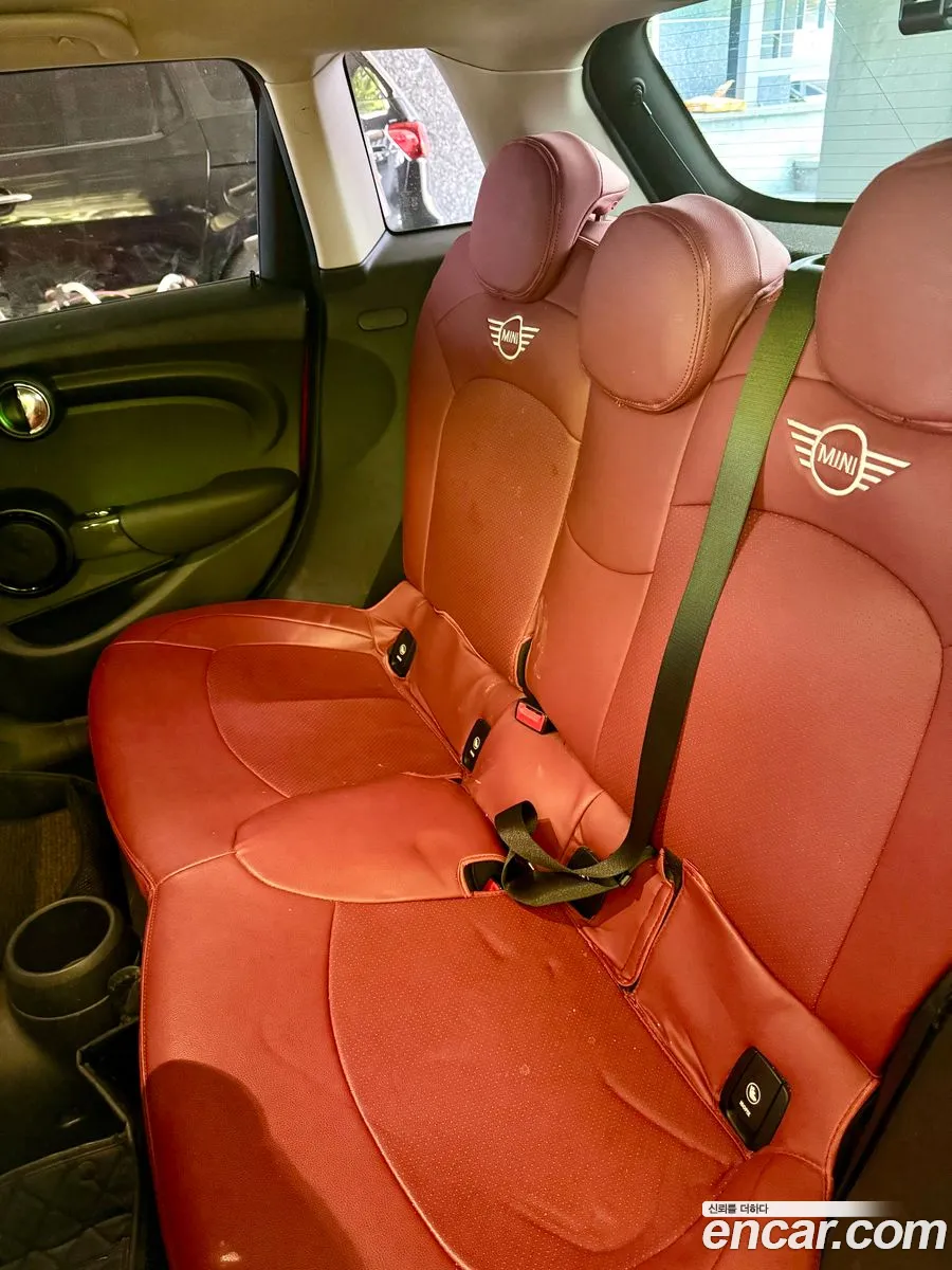 Mini Cooper D 2015 — 5