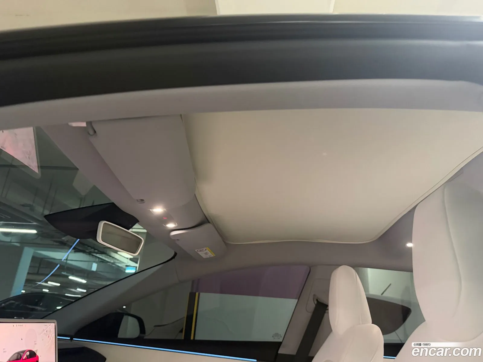 Tesla Model 3 2025 — 9