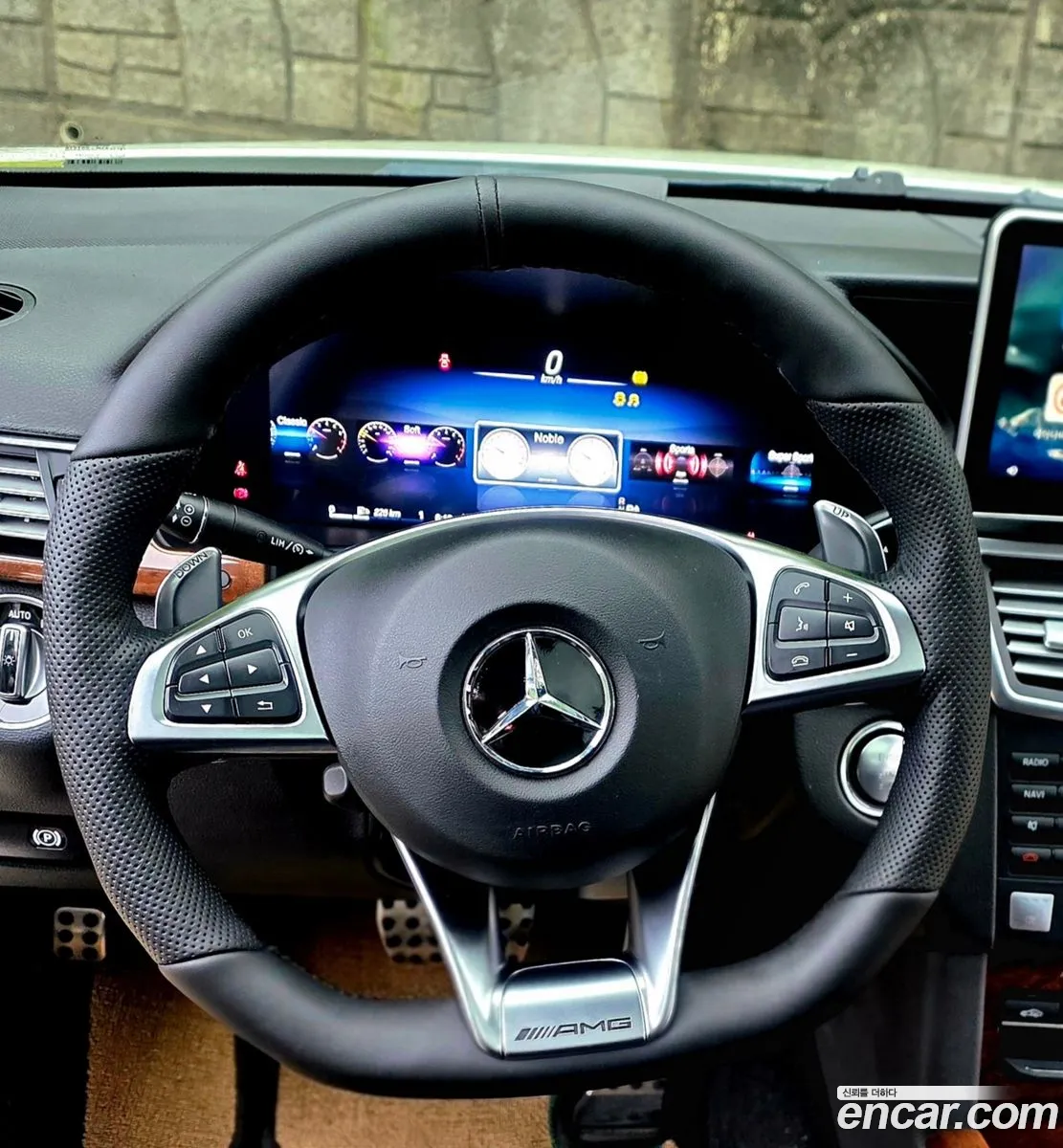 Mercedes-Benz E-Class W212 2012 — 11