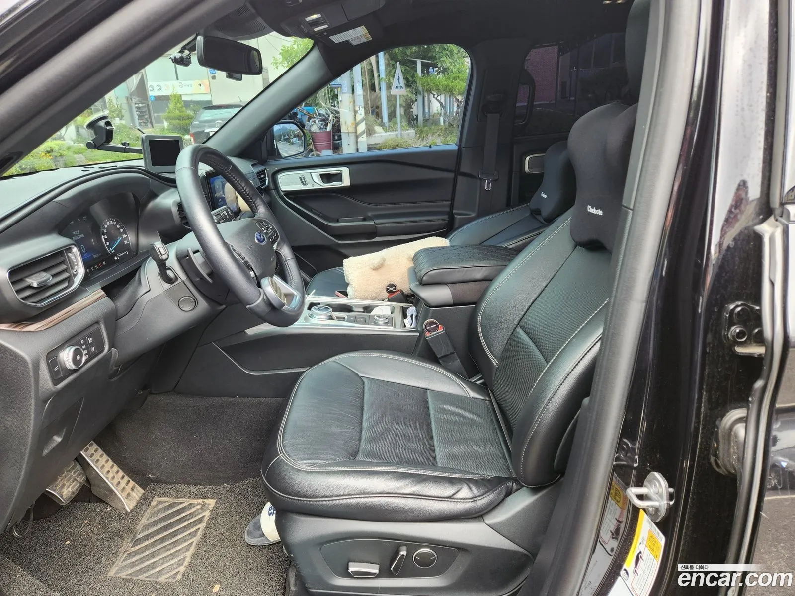 Ford Explorer 6th Gen 2020 — 13