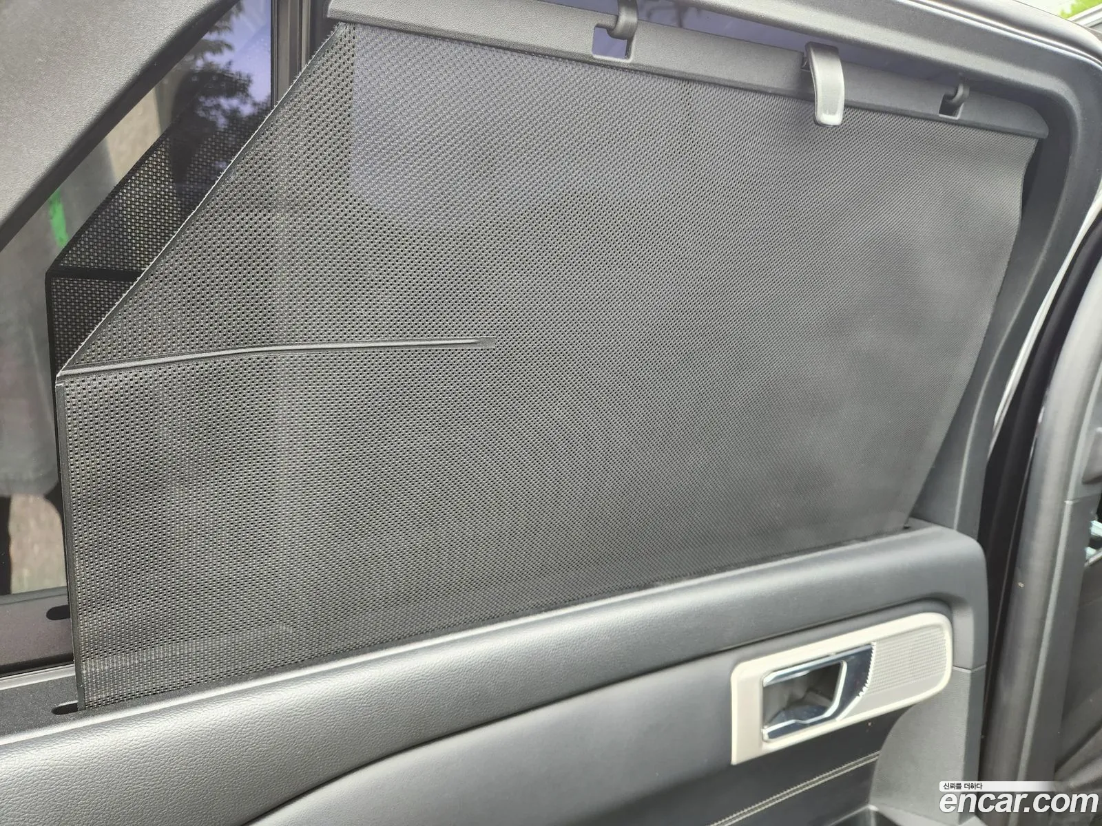 Ford Explorer 6th Gen 2020 — 16