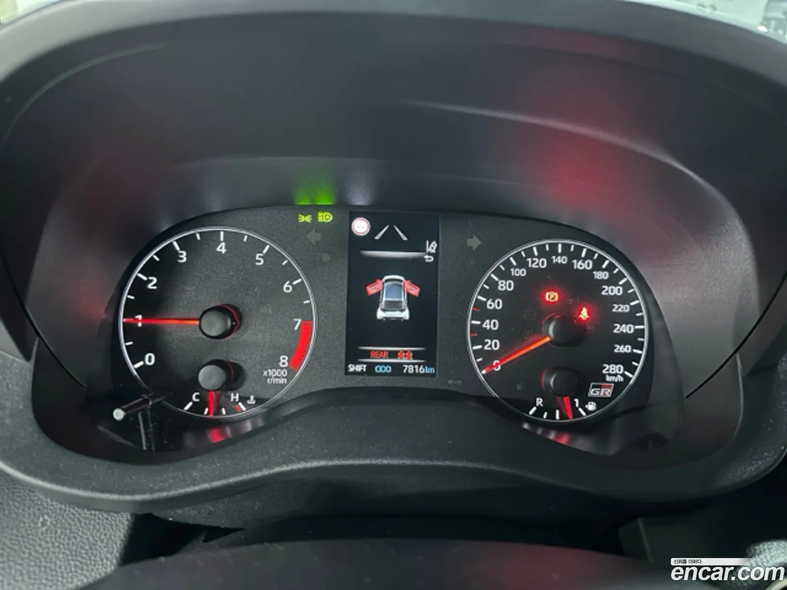 Toyota Yaris (Vitz) 2022 — 12