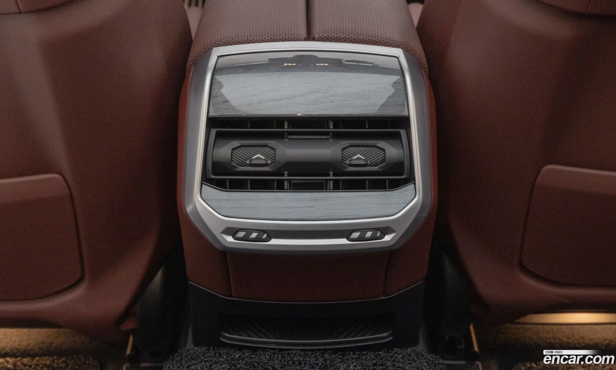 BMW 7 Series 2024 — 12