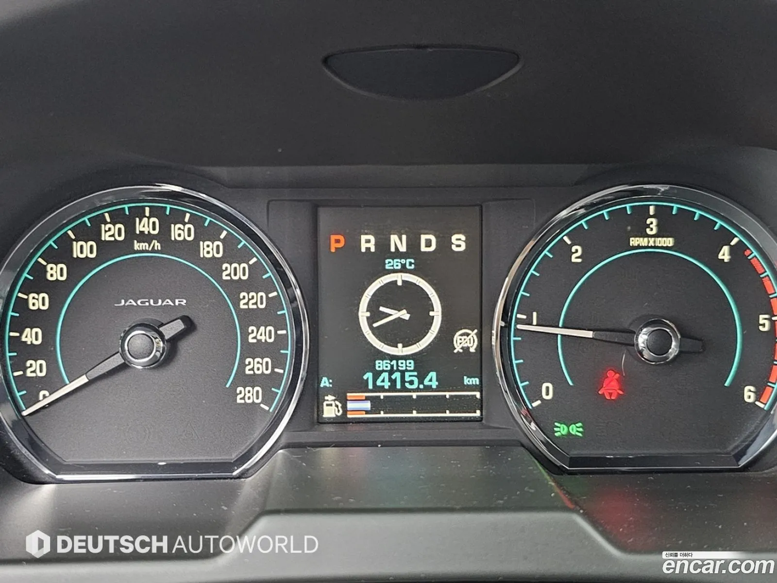 Jaguar XF 2015 — 2