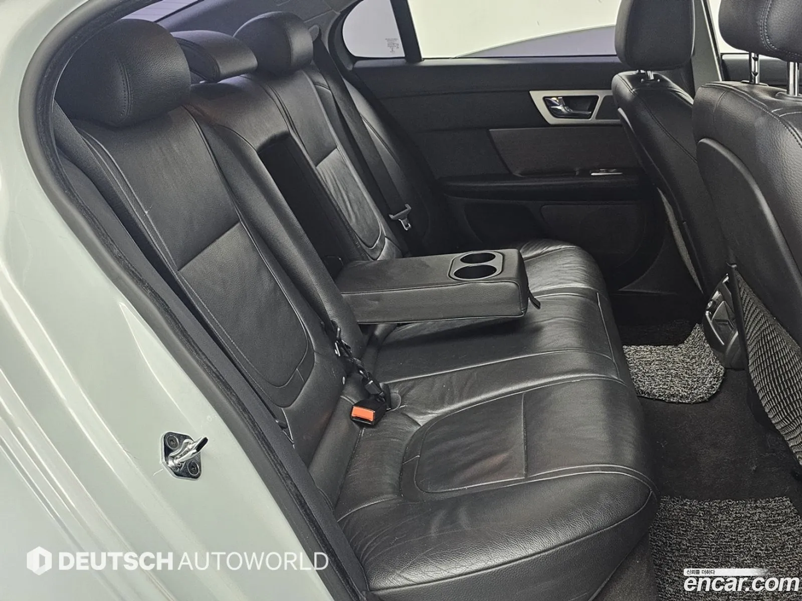 Jaguar XF 2015 — 16