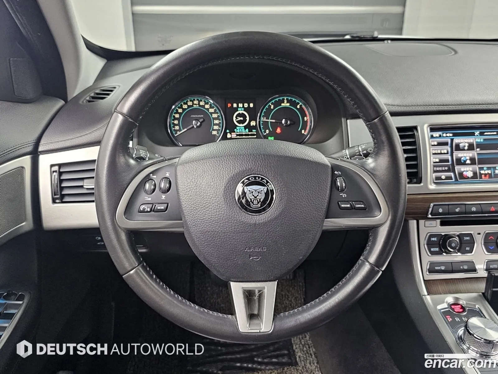 Jaguar XF 2015 — 3