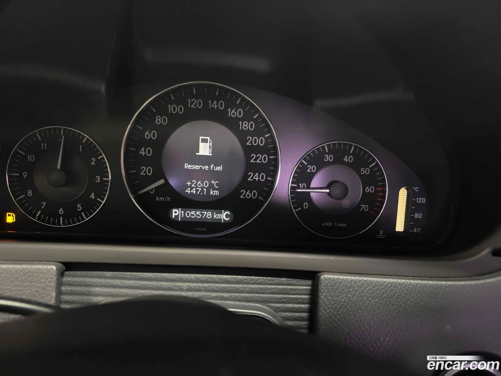 Mercedes-Benz CLK-Class C209 2004 — 12