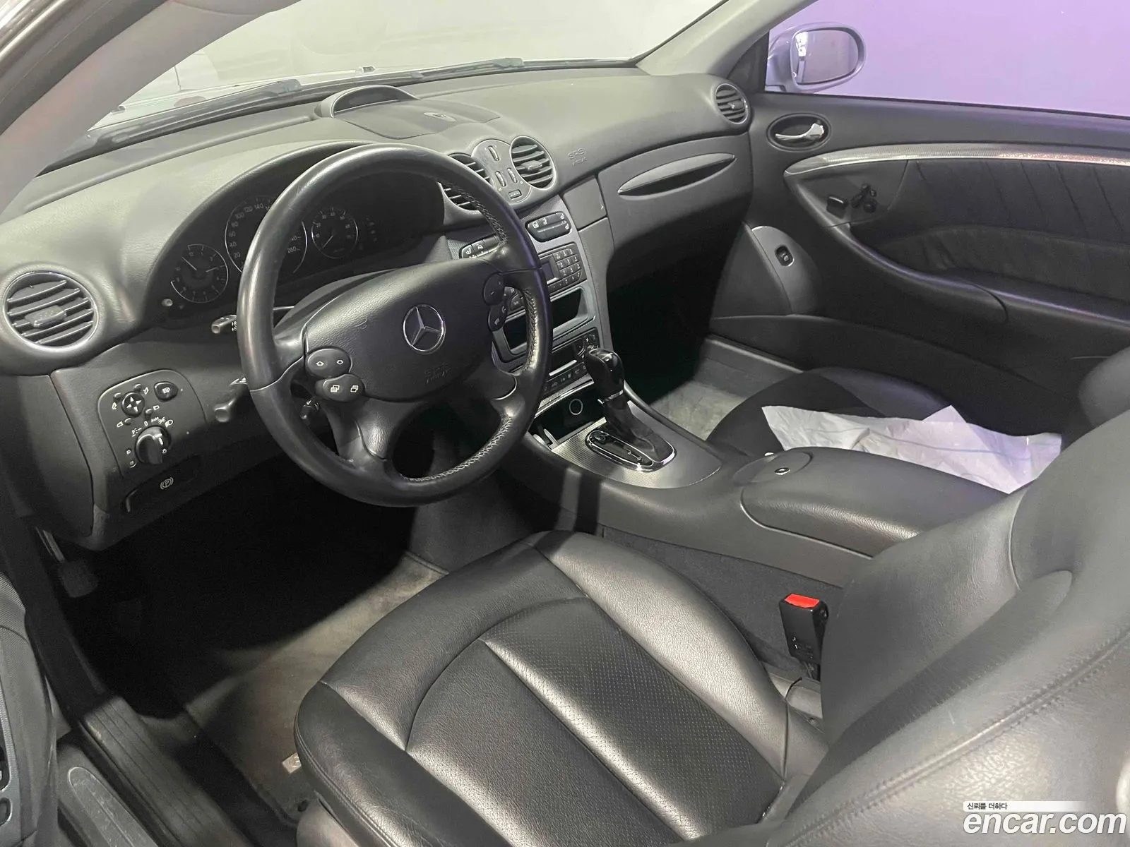 Mercedes-Benz CLK-Class C209 2004 — 8
