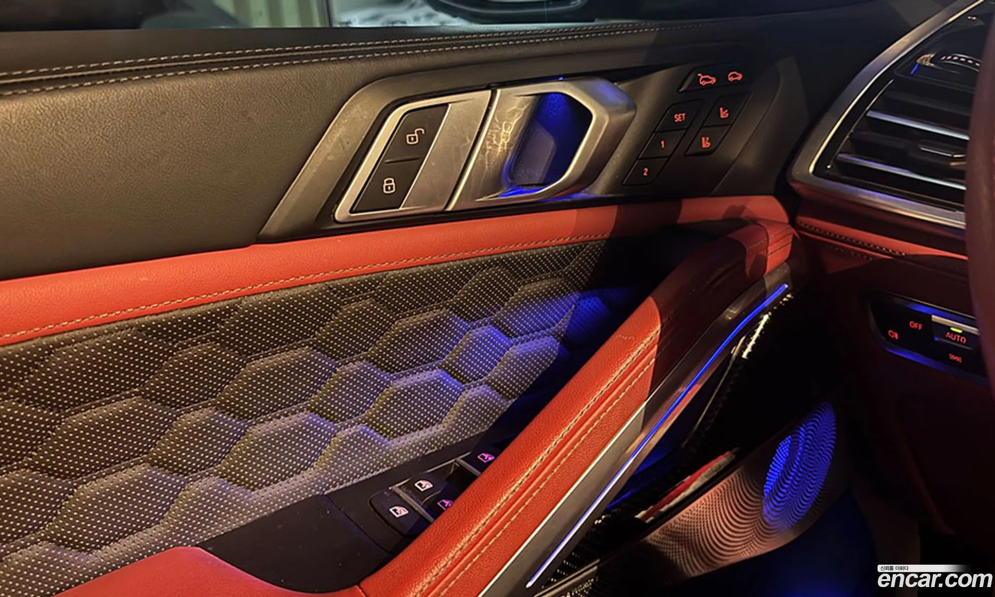 BMW X6 M 2023 — 18