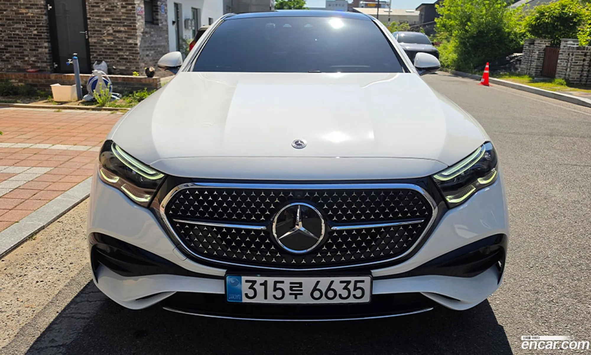 Mercedes-Benz E-Class W214 2024 — 14