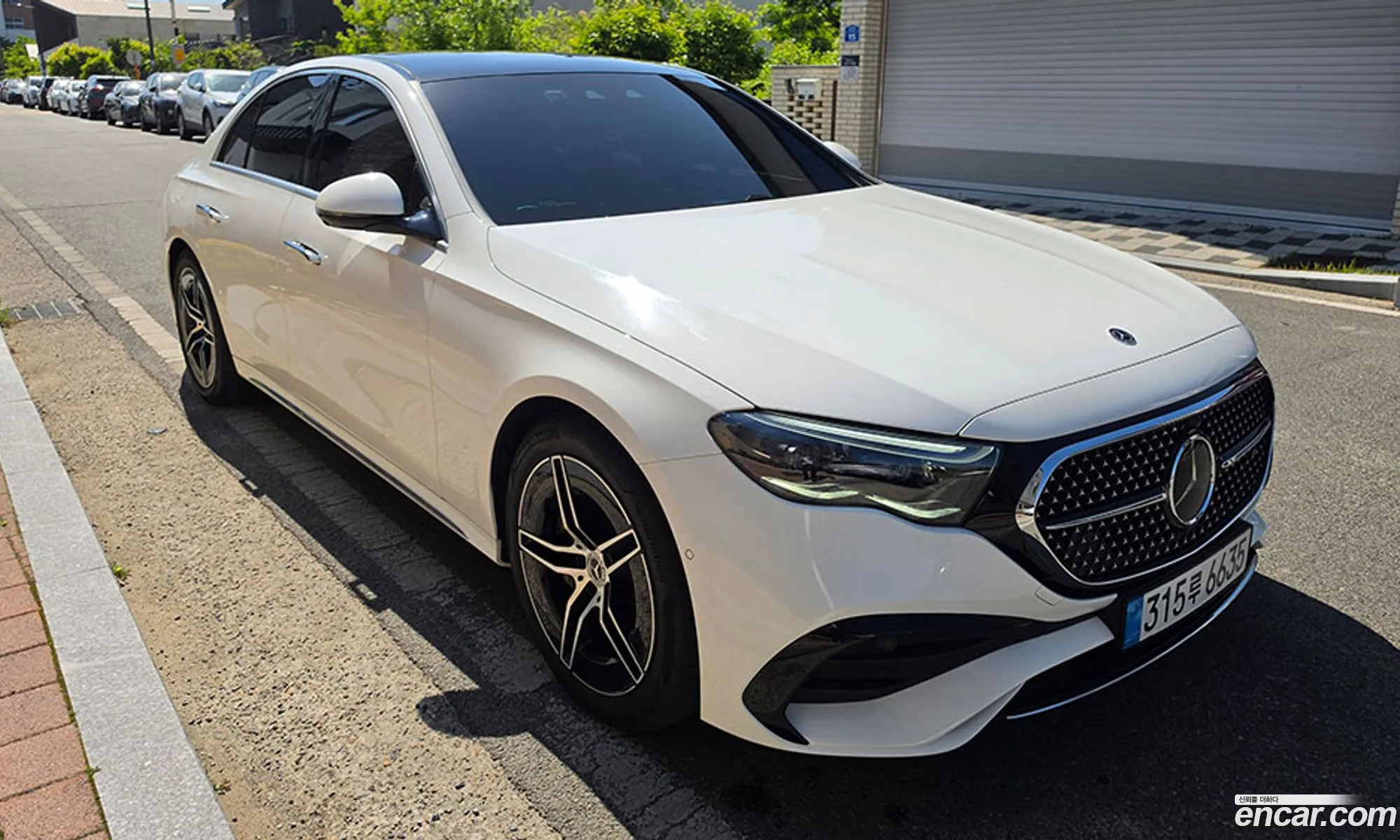 Mercedes-Benz E-Class W214 2024 — 11