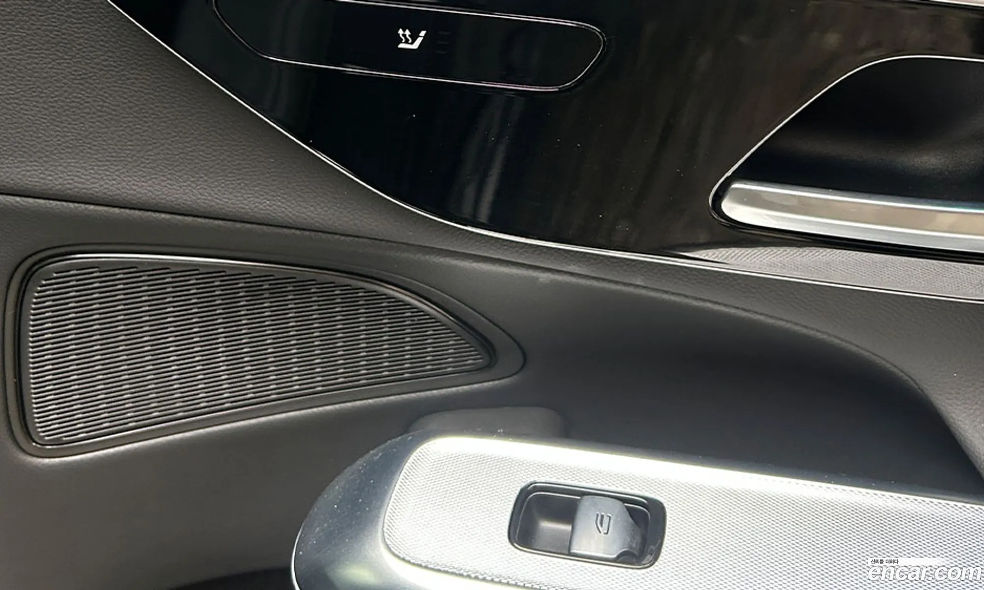 Mercedes-Benz E-Class W214 2025 — 20