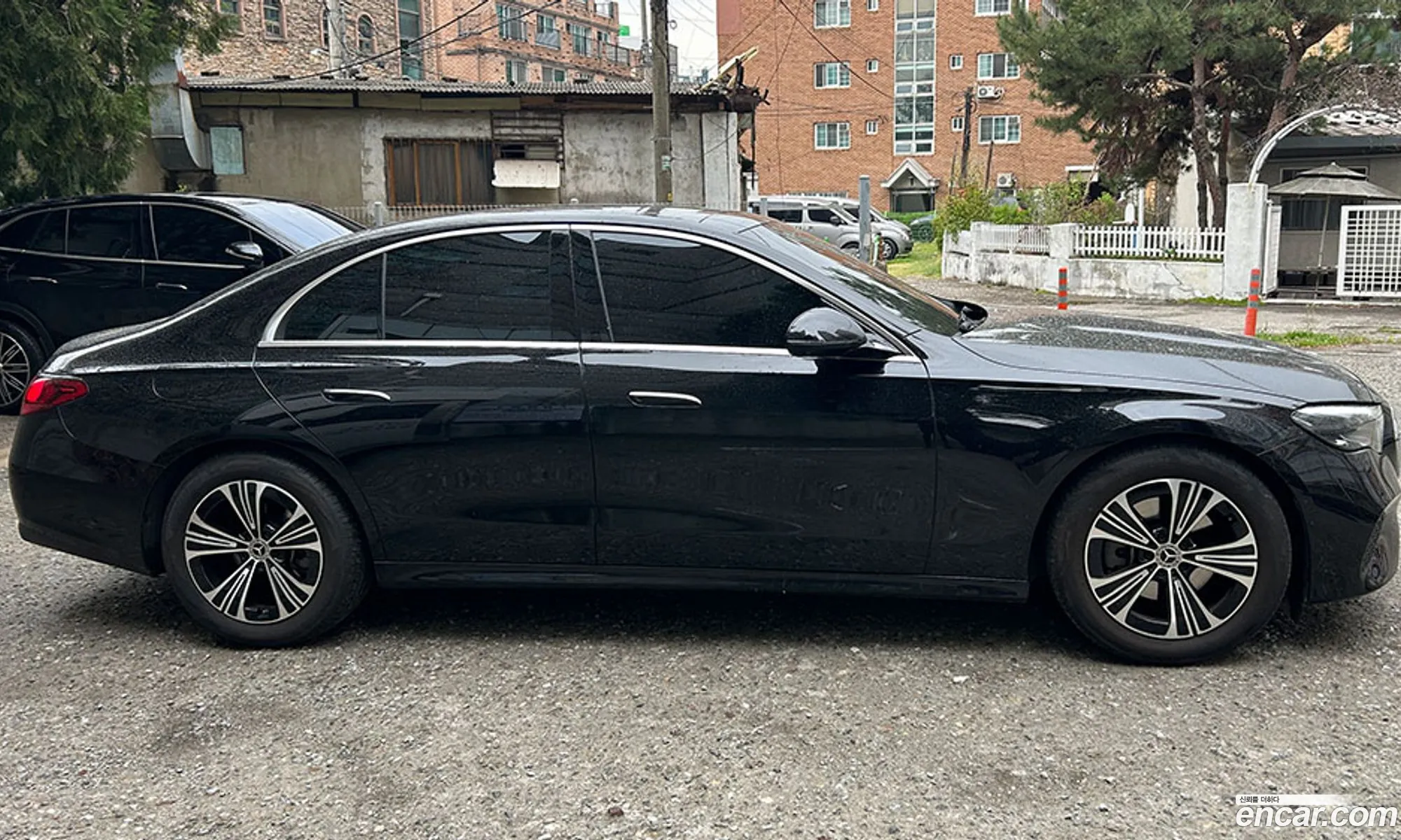 Mercedes-Benz E-Class W214 2025 — 15