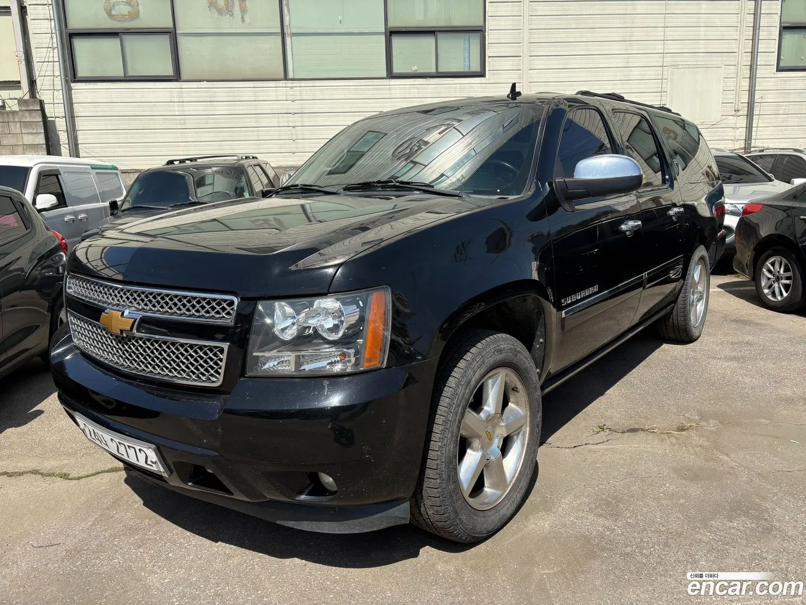 Chevrolet Suburban 2012 — 19