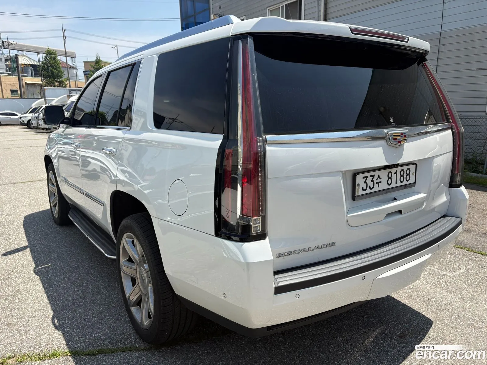 Cadillac Escalade 2017 — 12