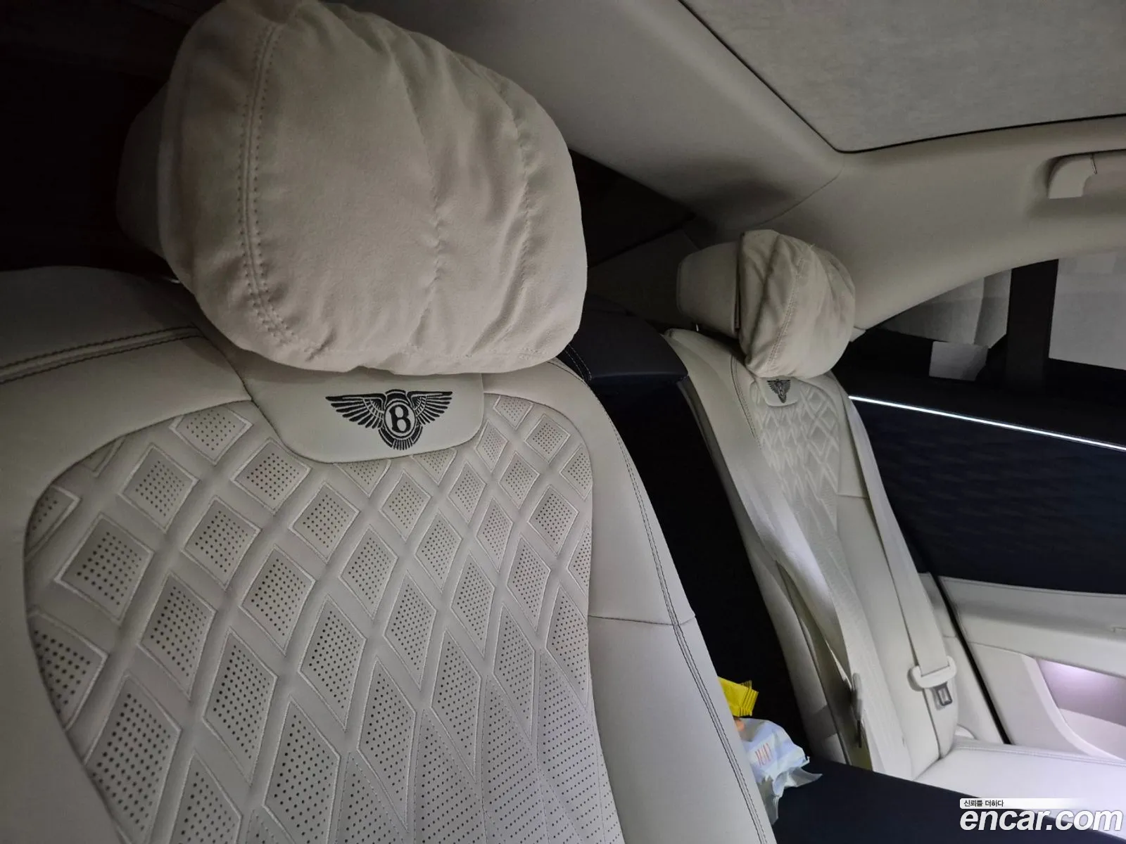 Bentley Flying Spur 2023 — 14