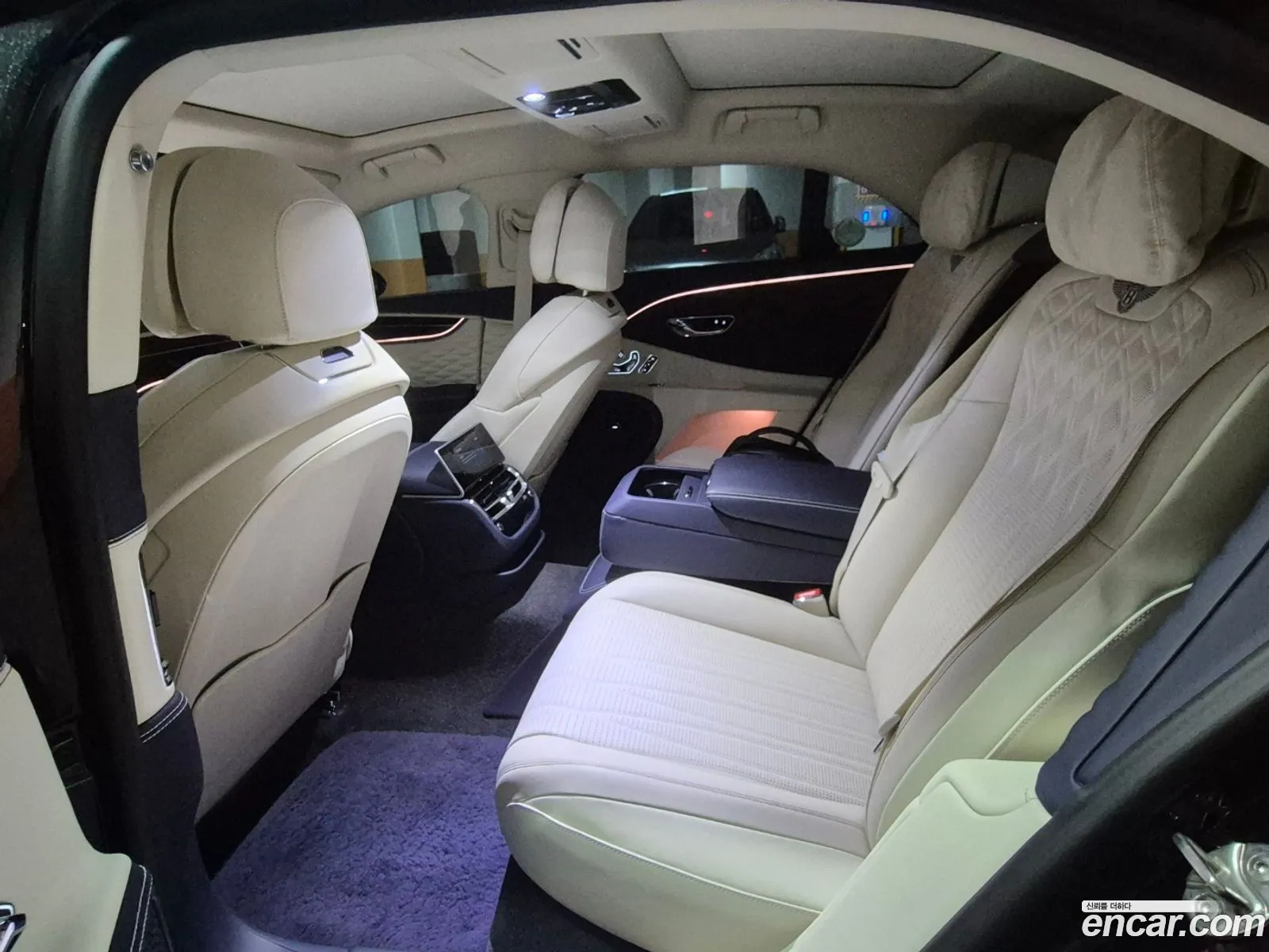 Bentley Flying Spur 2023 — 6