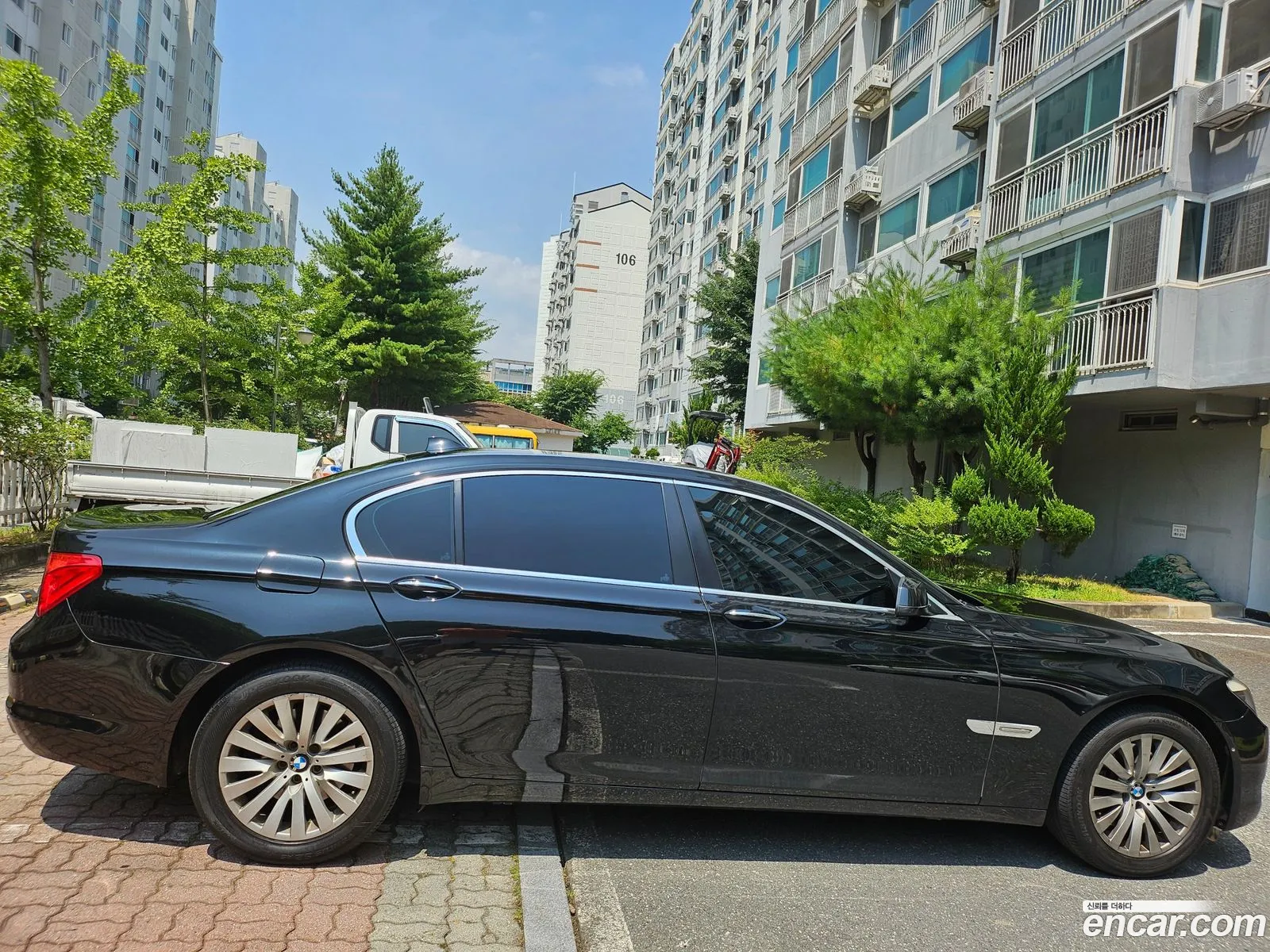 BMW 7 Series 2009 — 20