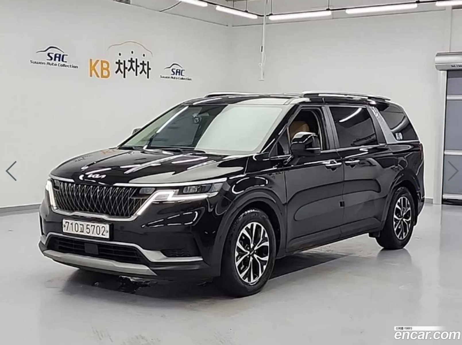 Kia Carnival 2021 — 4