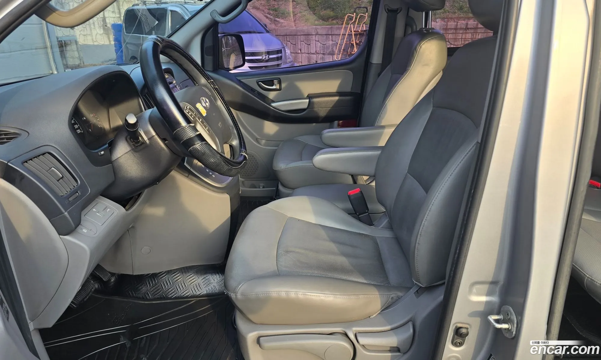 Hyundai Grand Starex 2012 — 3