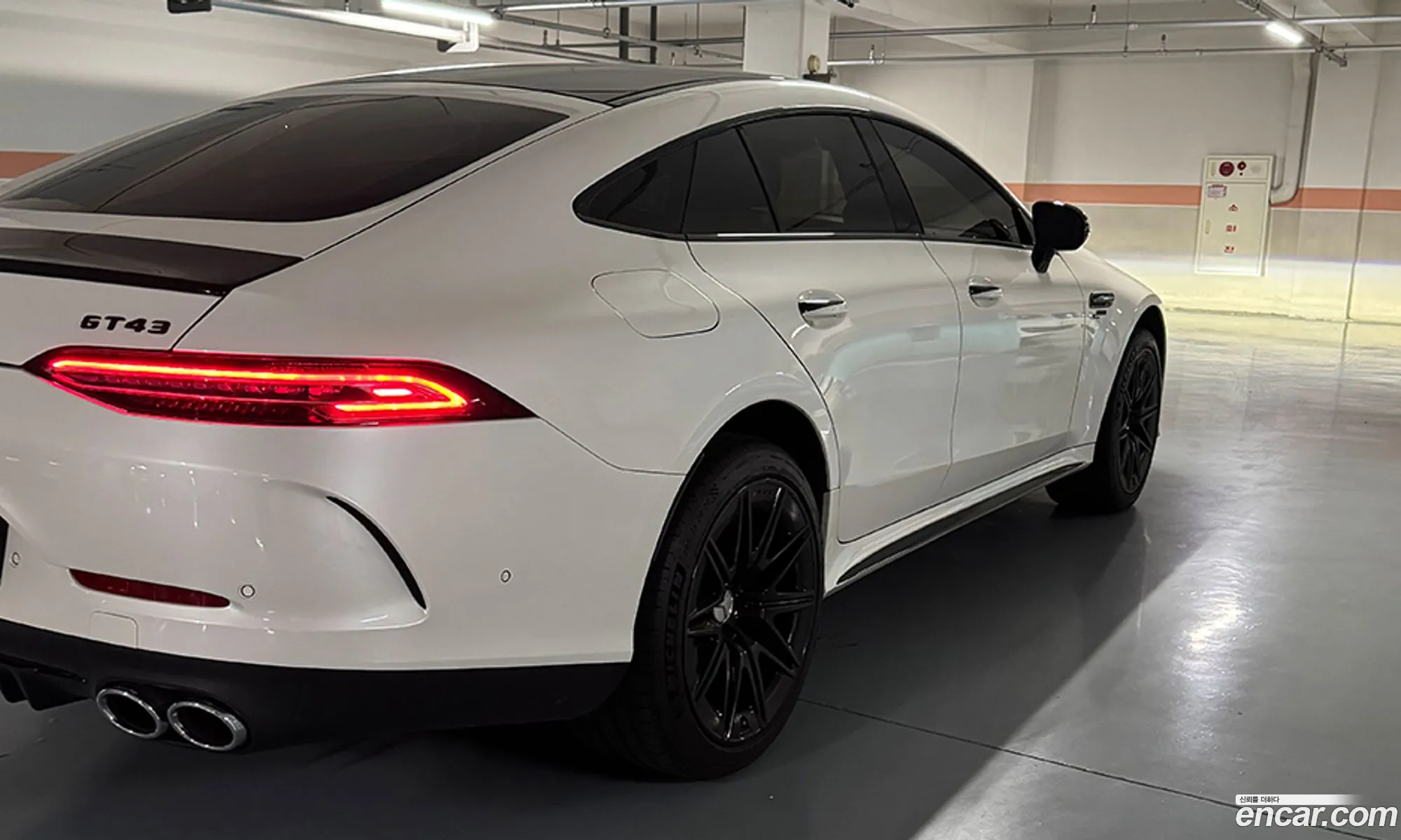 Mercedes-Benz AMG GT 2023 — 8