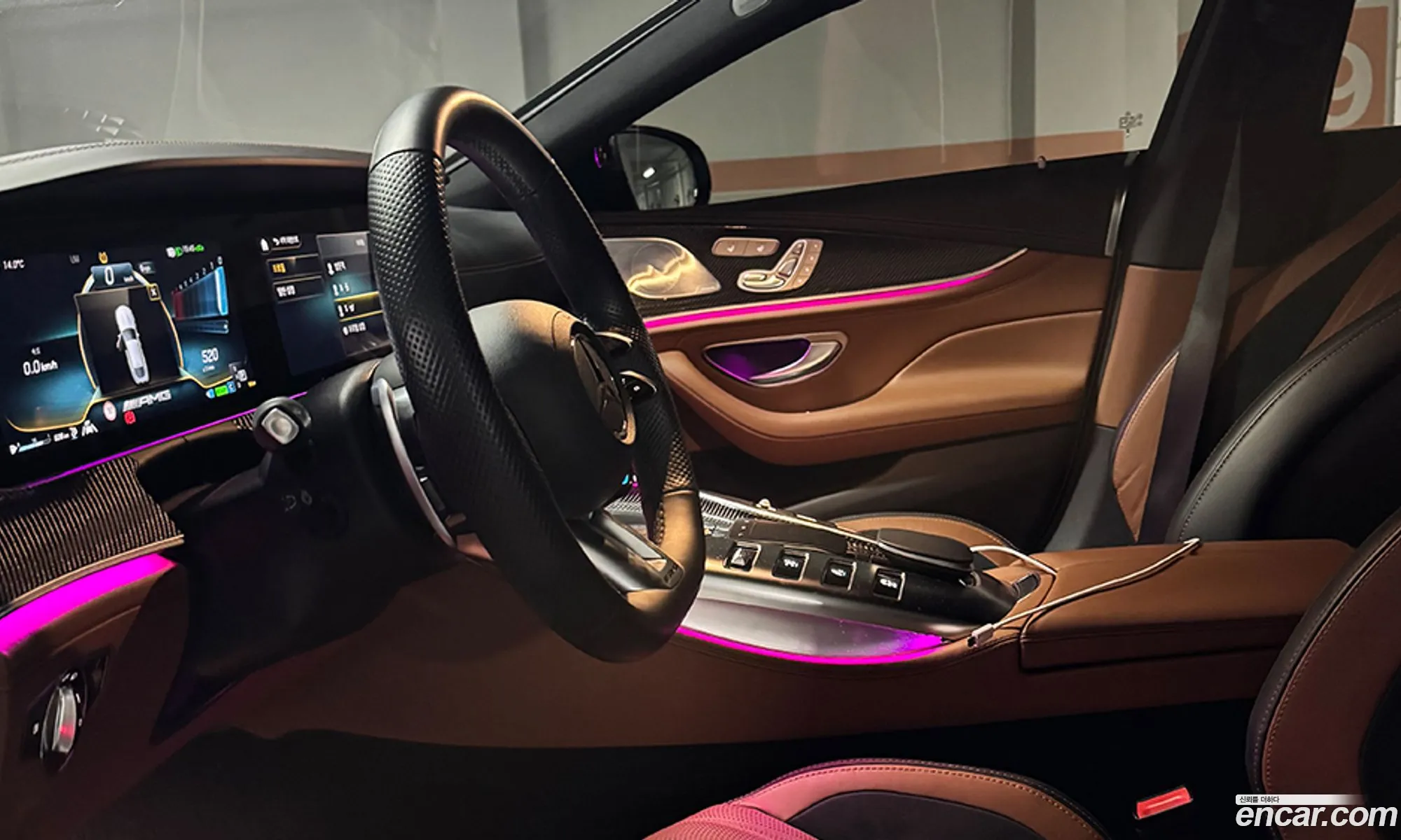 Mercedes-Benz AMG GT 2023 — 14