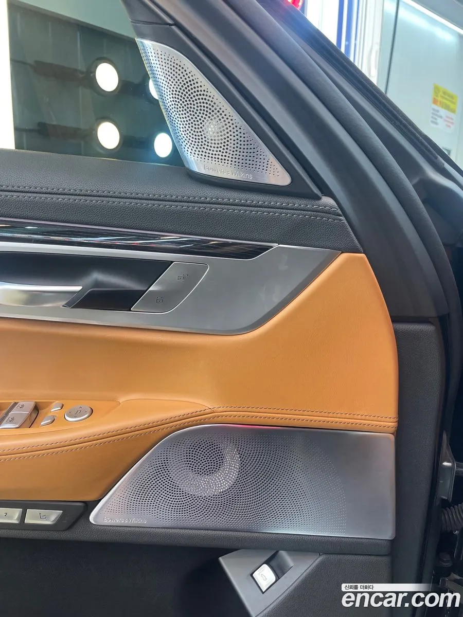 BMW 7 Series 2018 — 7