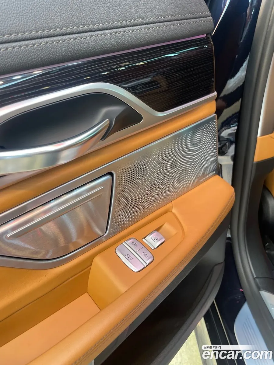 BMW 7 Series 2018 — 10
