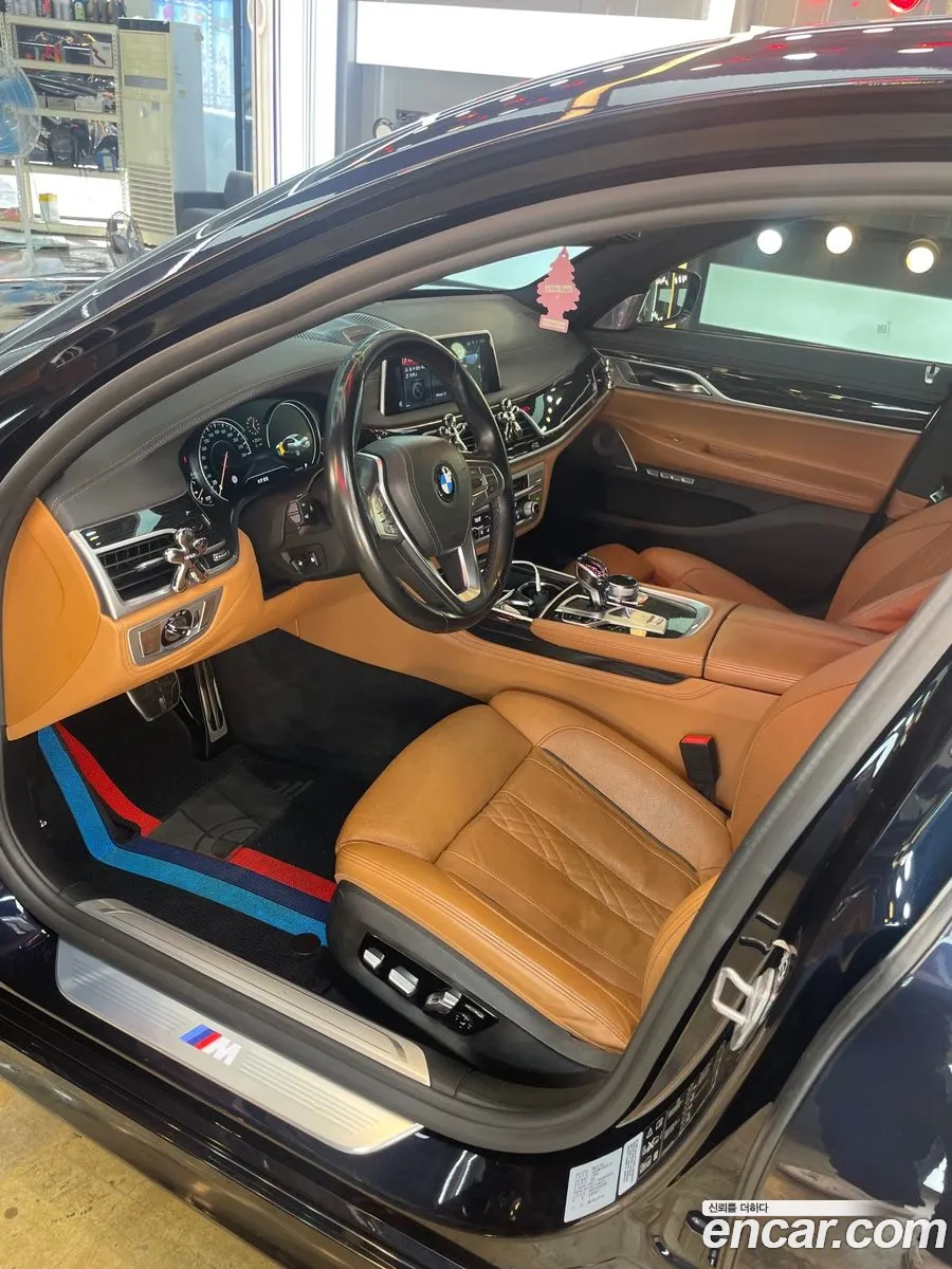 BMW 7 Series 2018 — 13