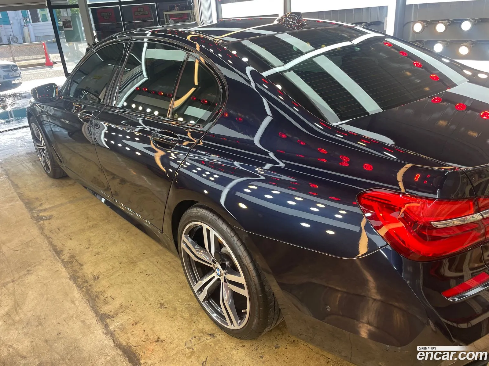 BMW 7 Series 2018 — 5