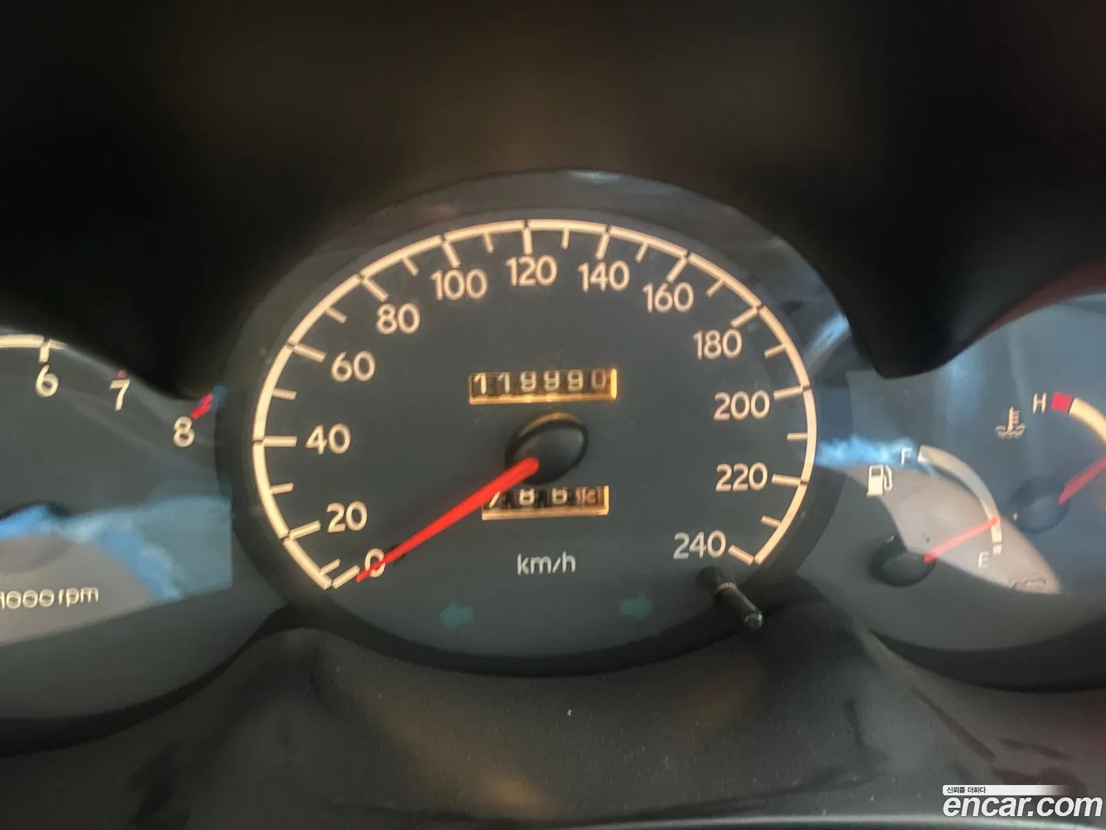 Hyundai Tiburon 1996 — 6