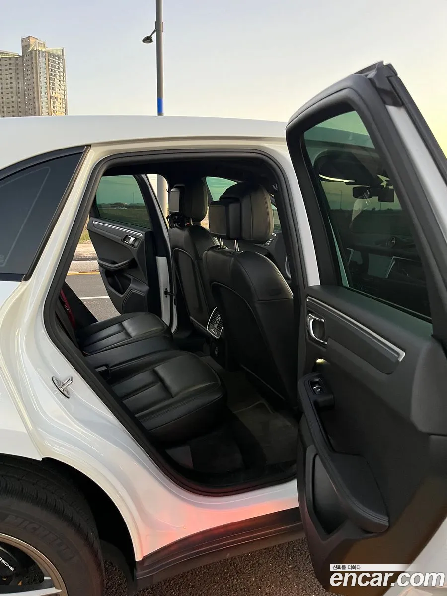 Porsche Macan 2019 — 2