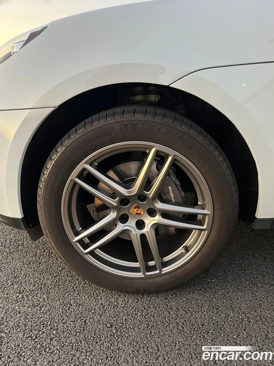 Porsche Macan 2019 — 15