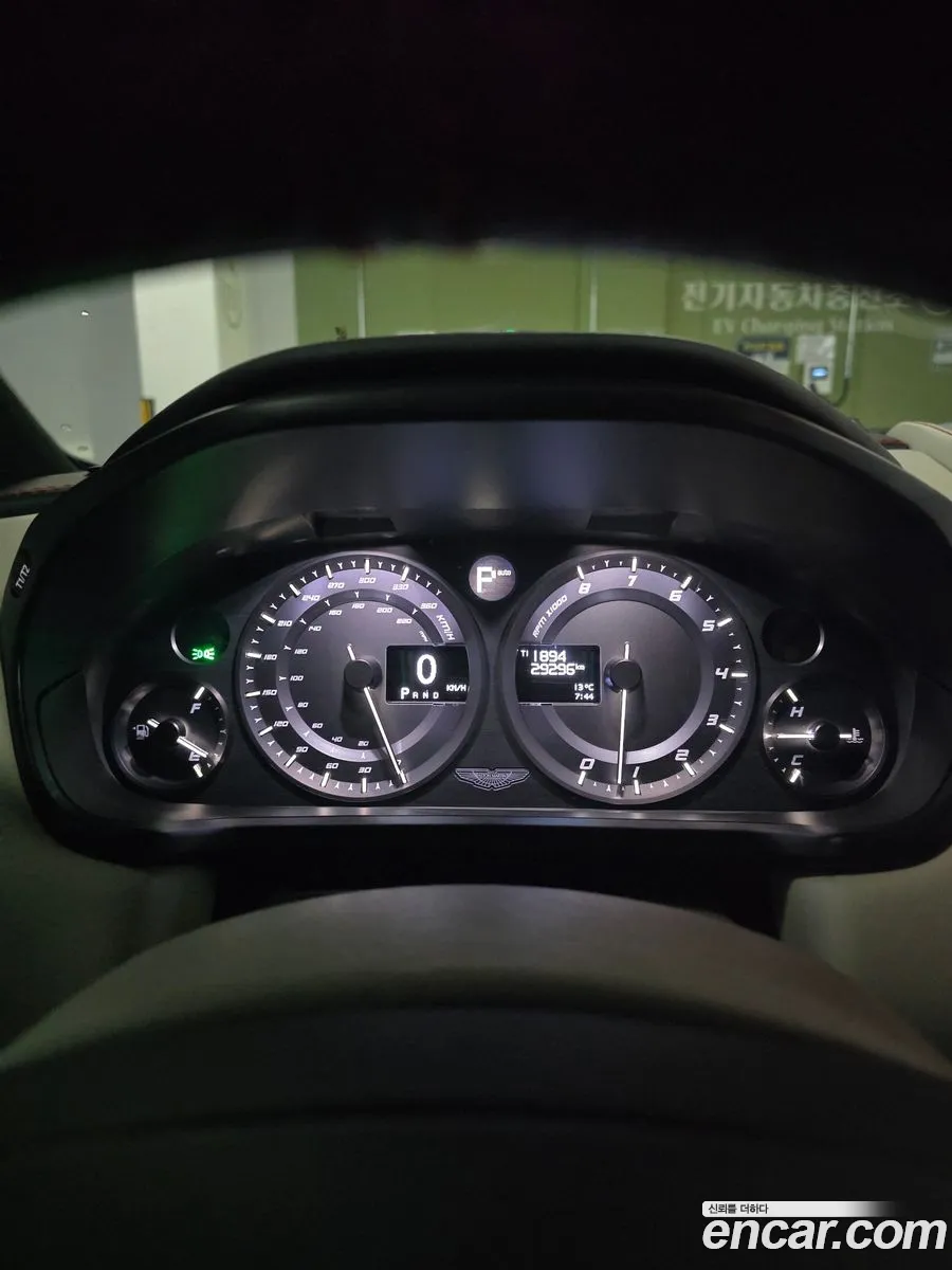 Aston Martin Vanquish 2016 — 6