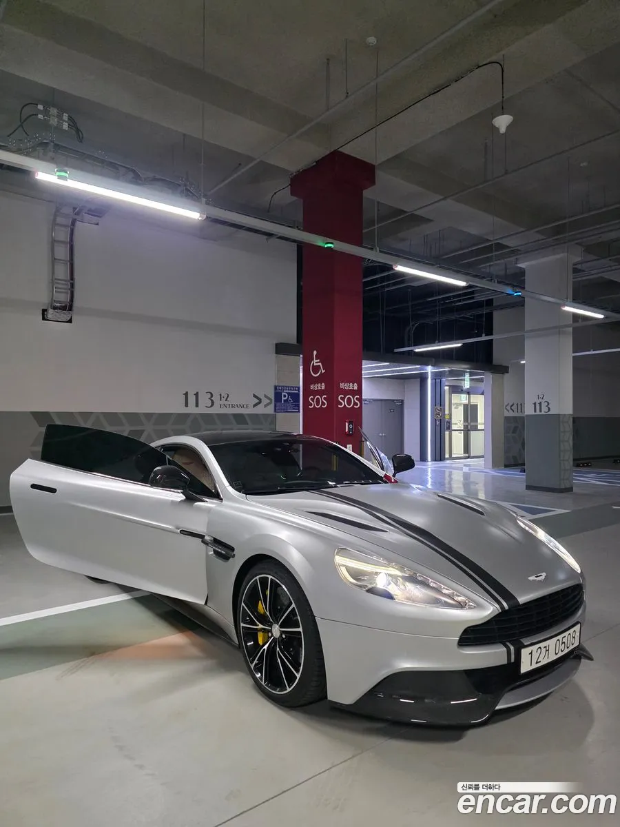 Aston Martin Vanquish 2016 — 18