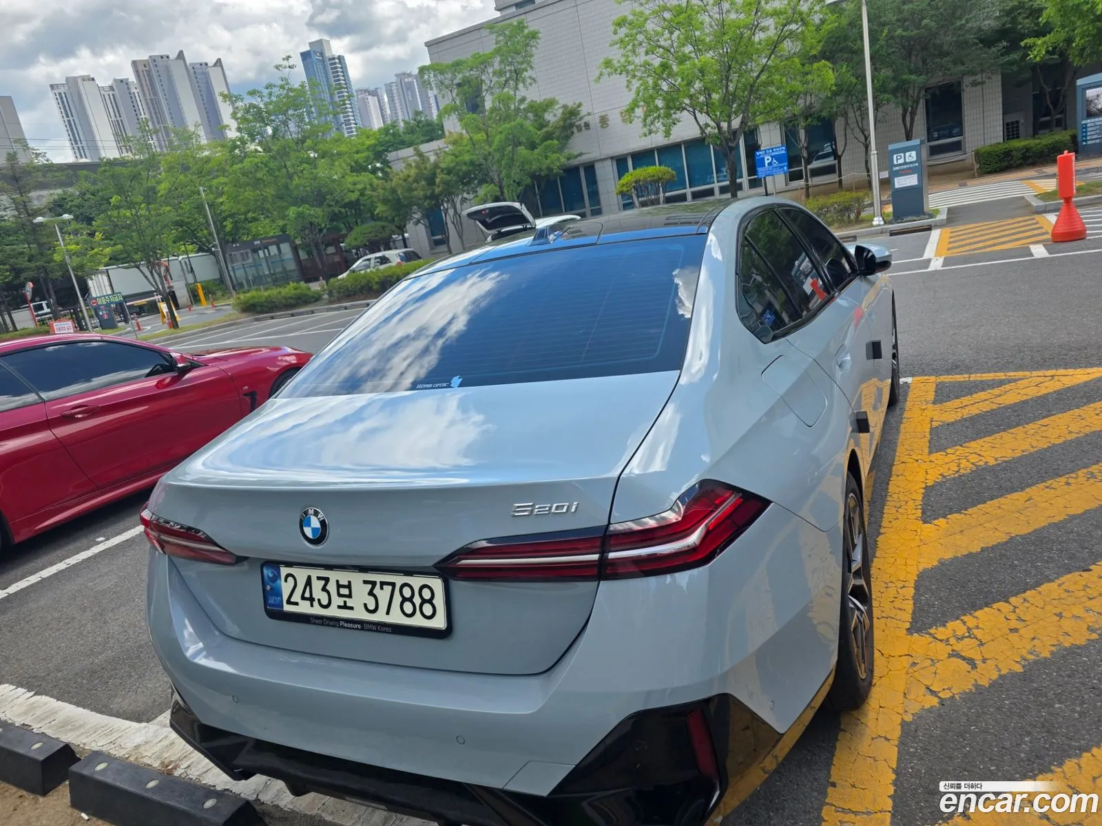 BMW 5 Series 2024 — 7