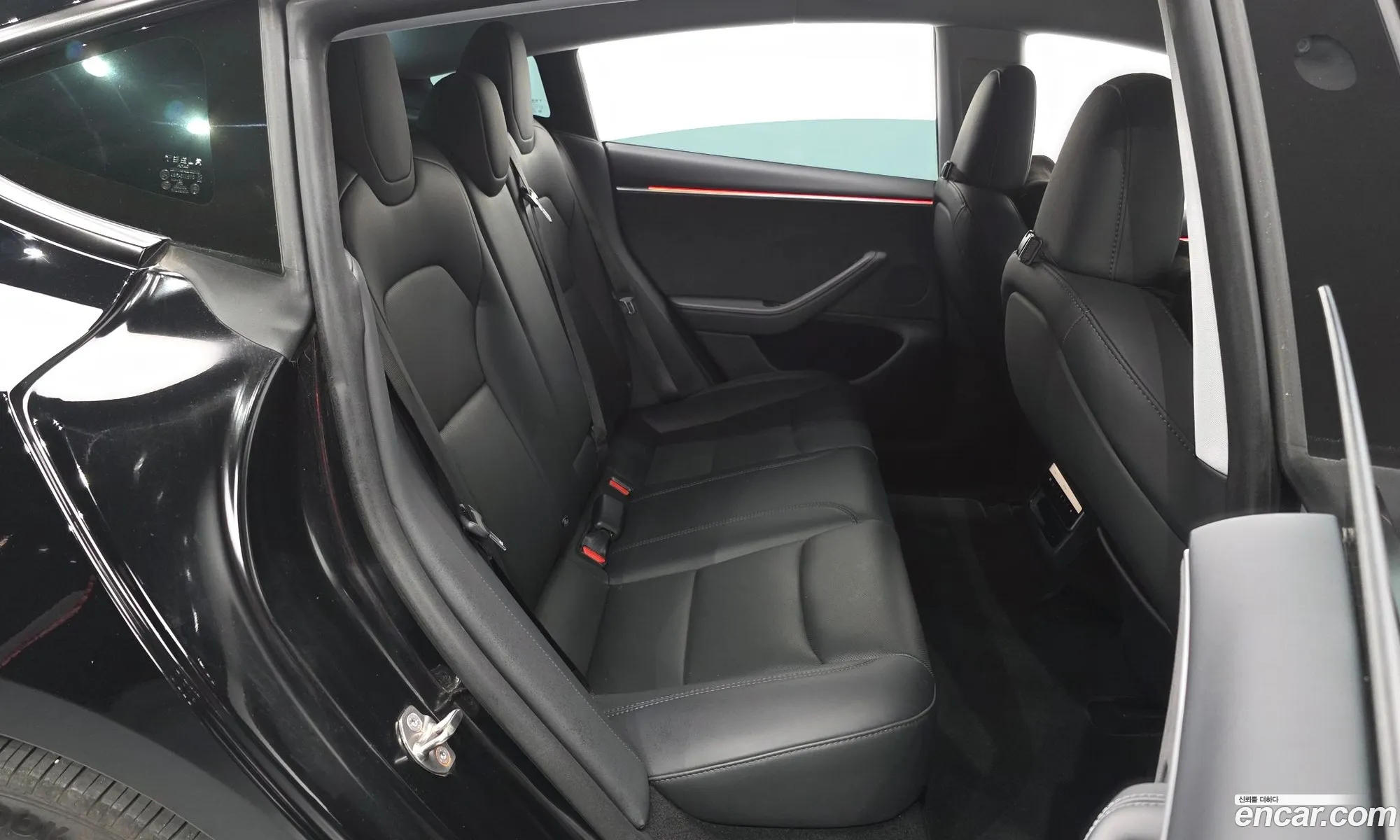 Tesla Model 3 2024 LRW3E7EK0RC161104 — 13