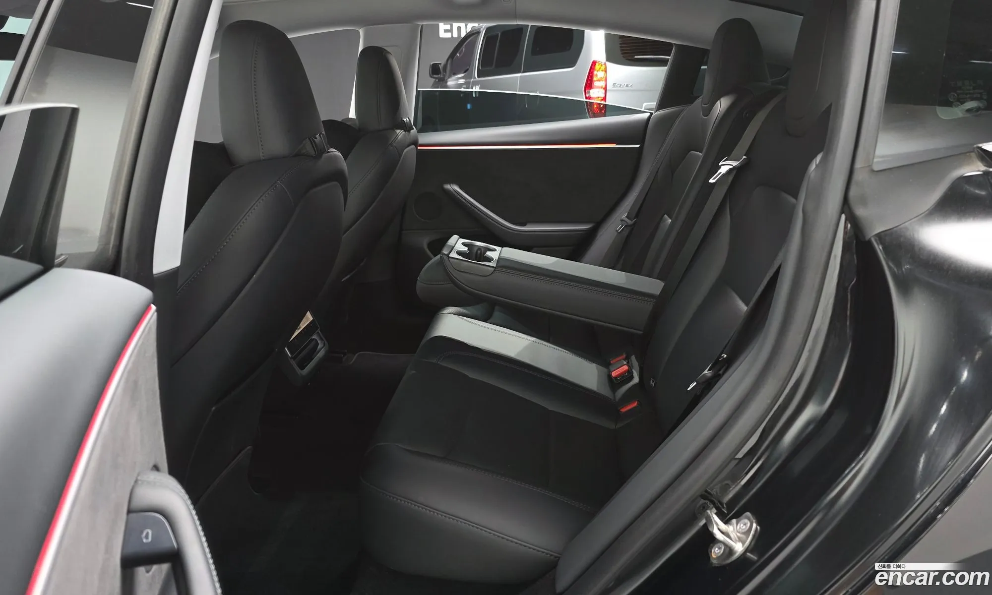 Tesla Model 3 2024 LRW3E7EK0RC161104 — 15