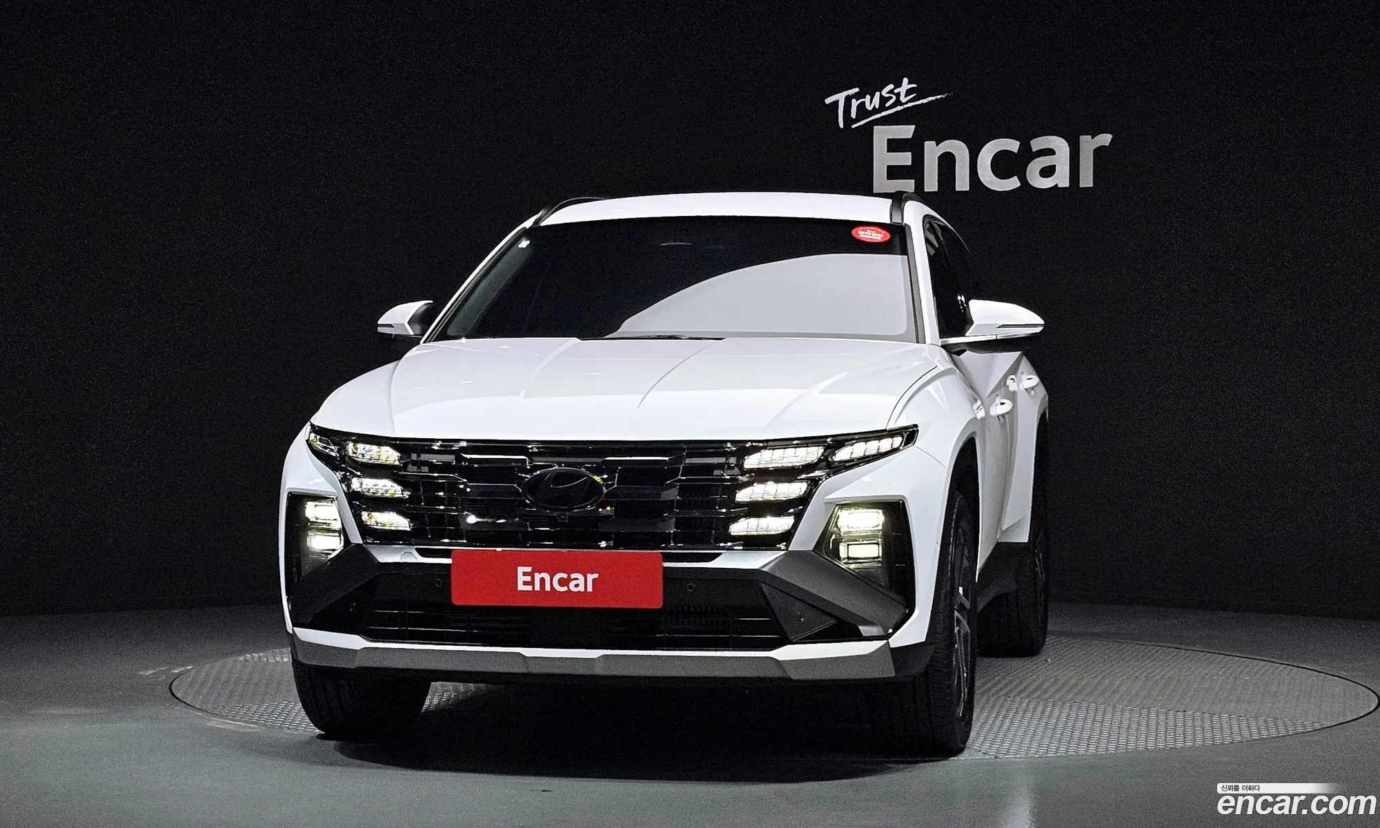 Hyundai Tucson Hybrid 2025 — 2